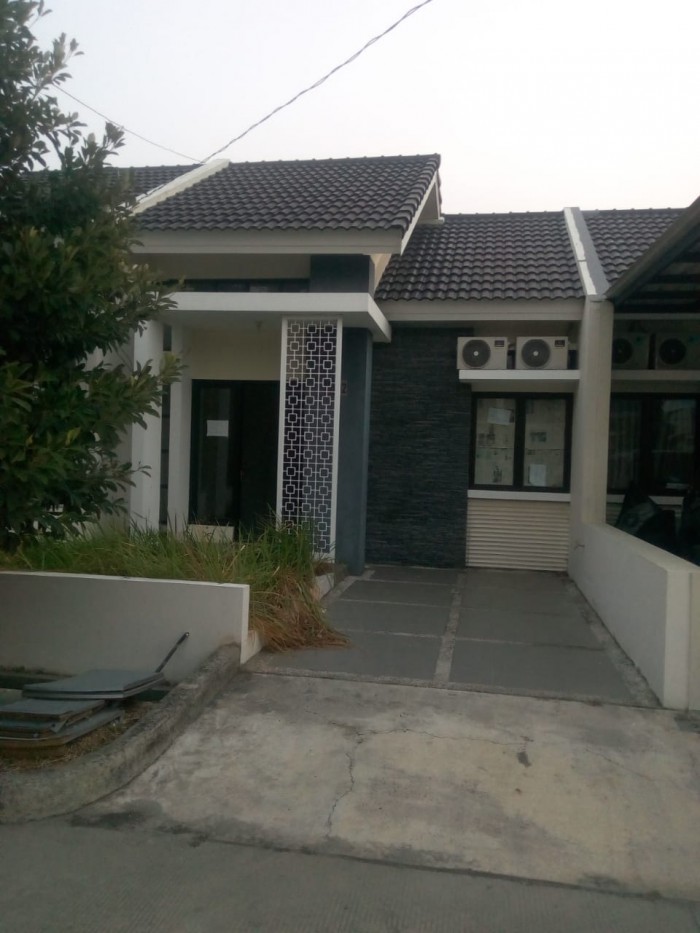Rumah Dijual di Cluster Acacia Harapan Mulya Regency